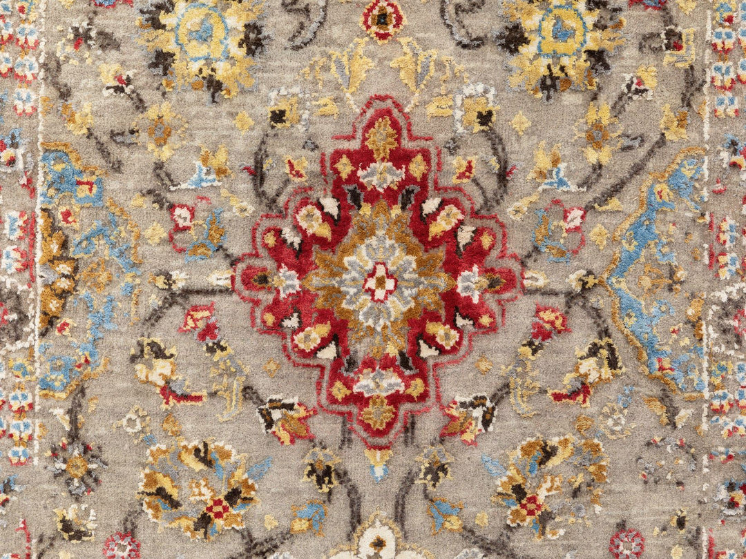 2'8" x 7'10" New Hand Knotted Beige Wool & Pure Silk Runner Oriental Rug - MOA10258441