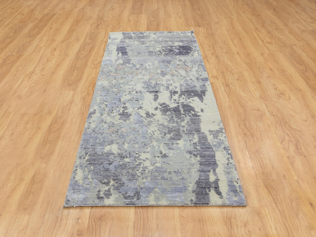 2'8" x 7'10" New Hand Knotted Grey Wool Runner Oriental Rug - MOA10258446