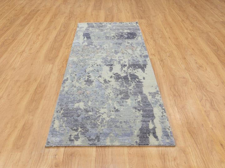 2'8" x 7'10" New Hand Knotted Grey Wool Runner Oriental Rug - MOA10258446