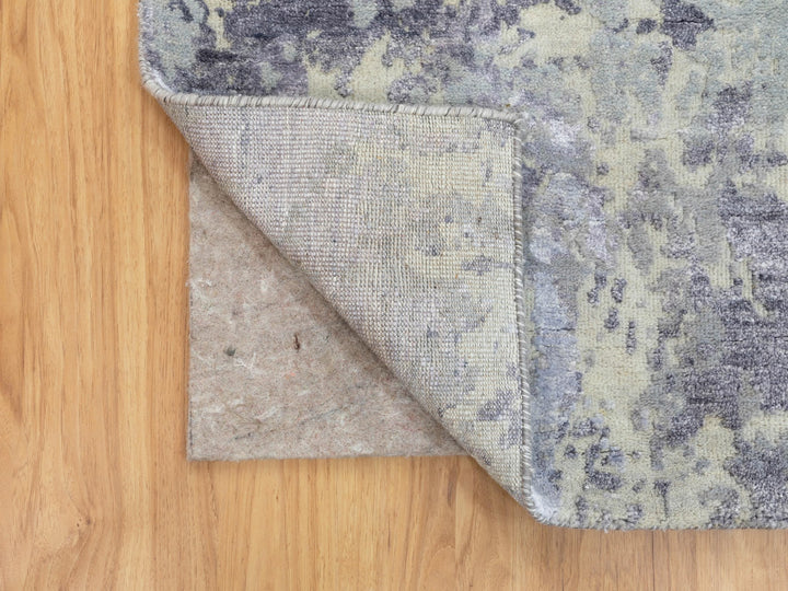 2'8" x 7'10" New Hand Knotted Grey Wool Runner Oriental Rug - MOA10258446