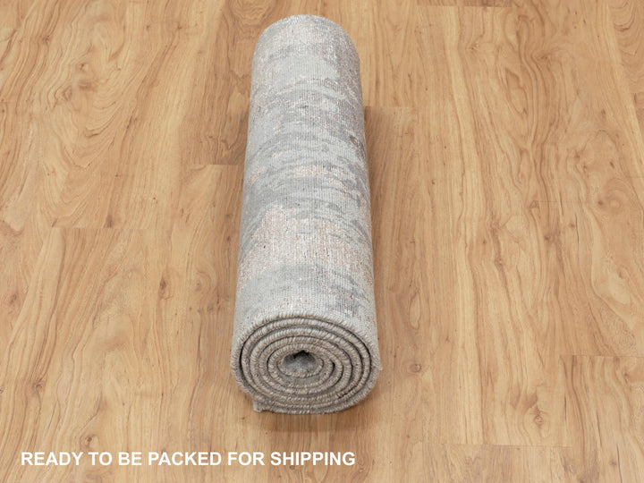 2'8" x 10'0" New Hand Knotted Grey Wool & Silk Runner Oriental Rug - MOA10258448