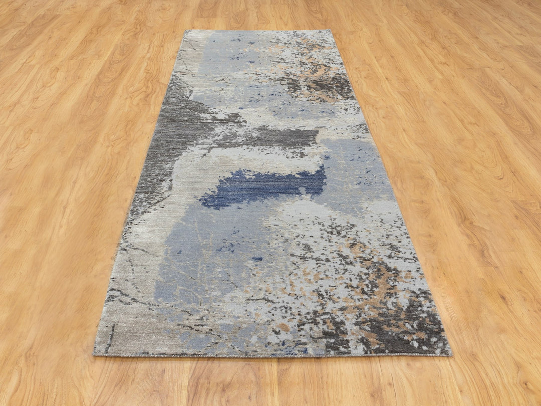 2'9" x 9'8" New Hand Knotted Grey Wool & Silk Runner Oriental Rug - MOA10258455