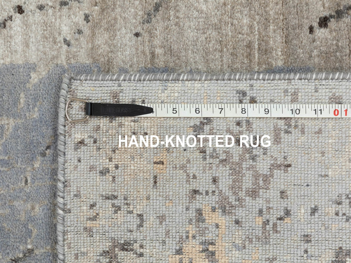 2'9" x 9'8" New Hand Knotted Grey Wool & Silk Runner Oriental Rug - MOA10258455