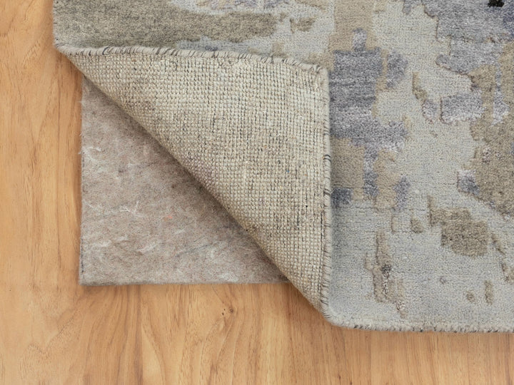 2'4" x 7'5" New Hand Knotted Grey Wool & Silk Runner Oriental Rug - MOA10258457