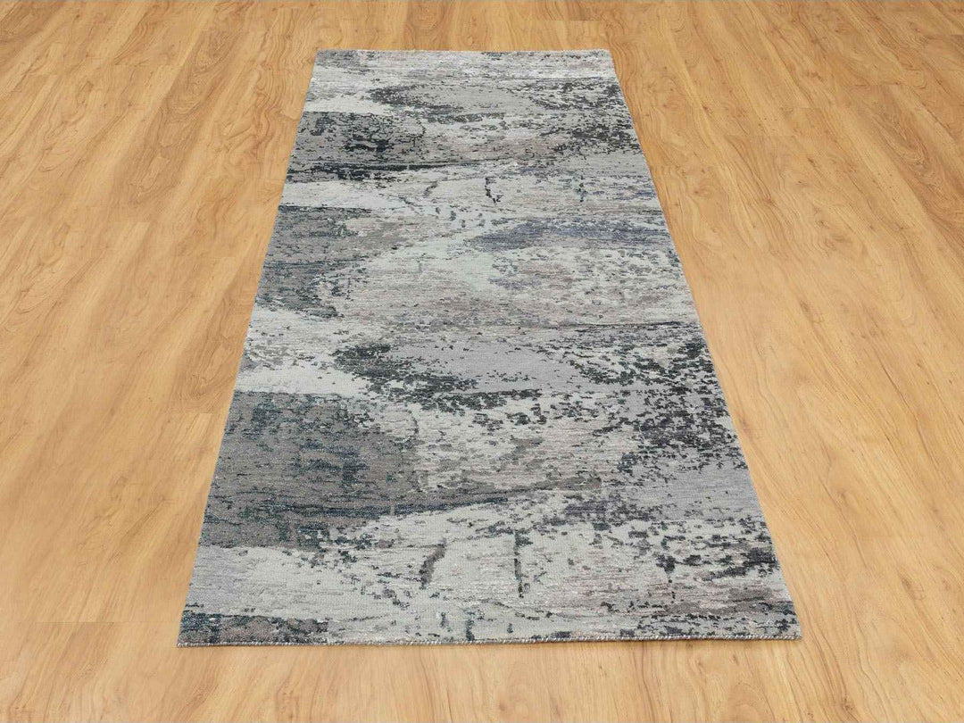 2'8" x 7'8" New Hand Knotted Grey Wool & Silk Runner Oriental Rug - MOA10258458