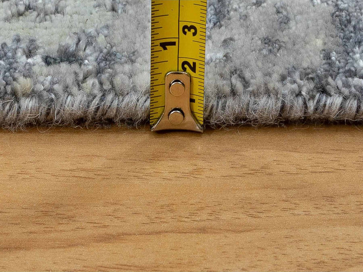 2'8" x 7'8" New Hand Knotted Grey Wool & Silk Runner Oriental Rug - MOA10258458