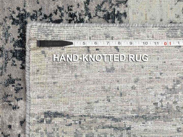 2'8" x 7'8" New Hand Knotted Grey Wool & Silk Runner Oriental Rug - MOA10258458