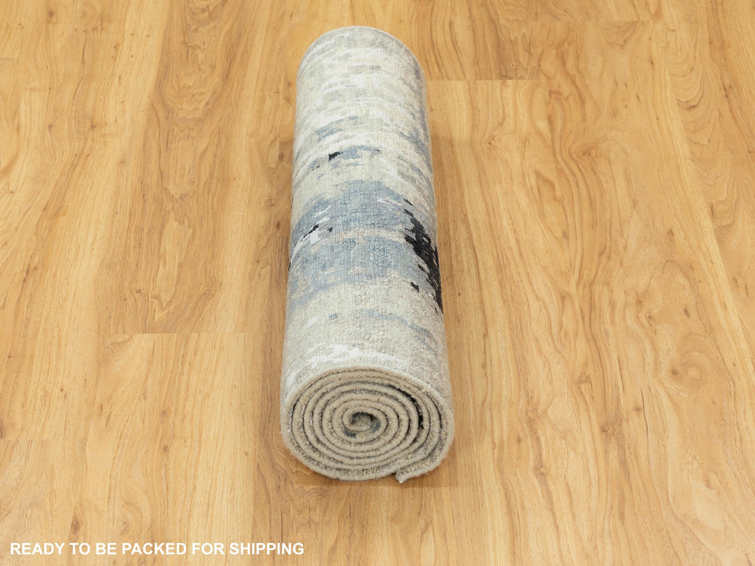 2'5" x 7'9" New Hand Knotted Grey Wool & Silk Runner Oriental Rug - MOA10258489