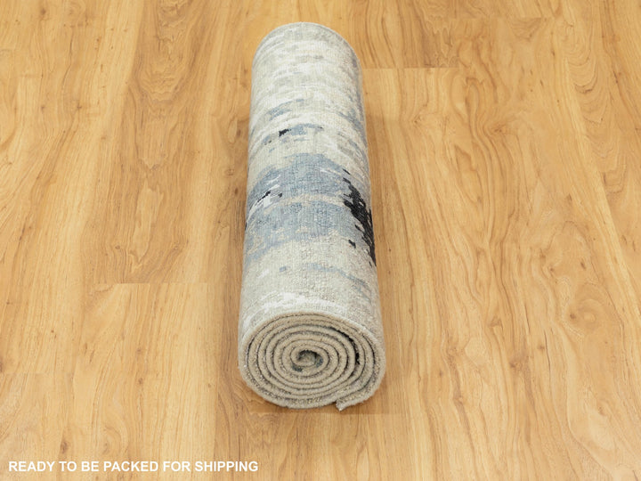 2'5" x 7'9" New Hand Knotted Grey Wool & Silk Runner Oriental Rug - MOA10258489