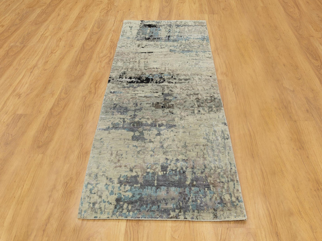 2'6" x 7'9" New Hand Knotted Grey Wool & Silk Runner Oriental Rug - MOA10258490