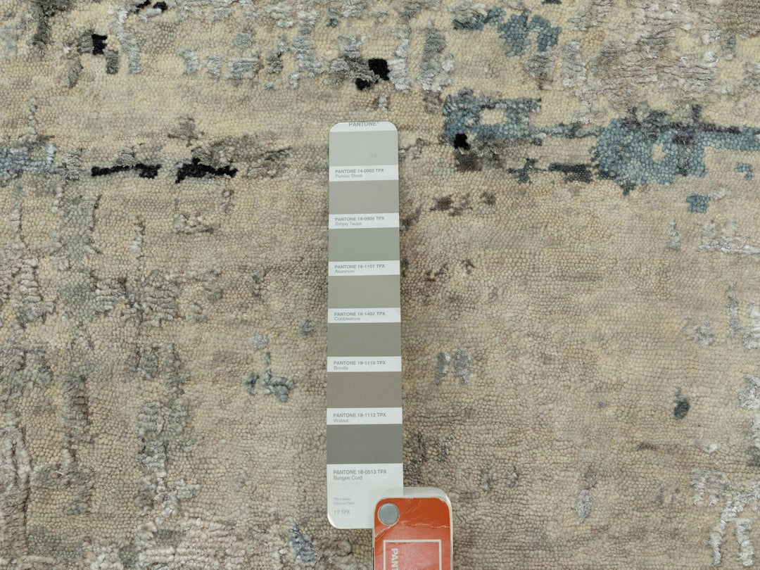 2'6" x 5'10" New Hand Knotted Beige Wool & Silk Runner Oriental Rug - MOA10258491