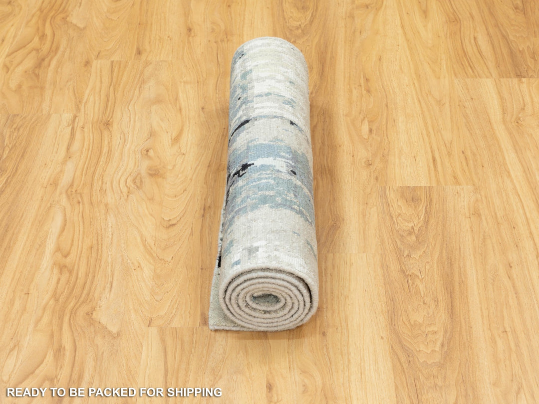 2'6" x 5'10" New Hand Knotted Beige Wool & Silk Runner Oriental Rug - MOA10258491