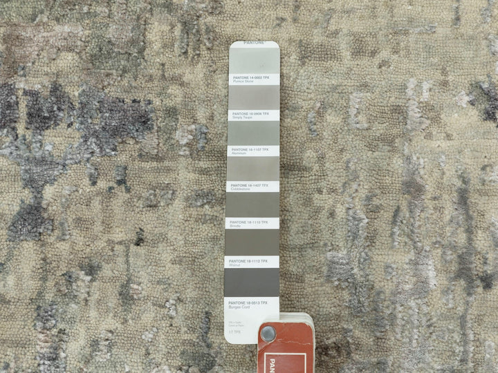 2'5" x 9'9" New Hand Knotted Beige Wool & Silk Runner Oriental Rug - MOA10258498