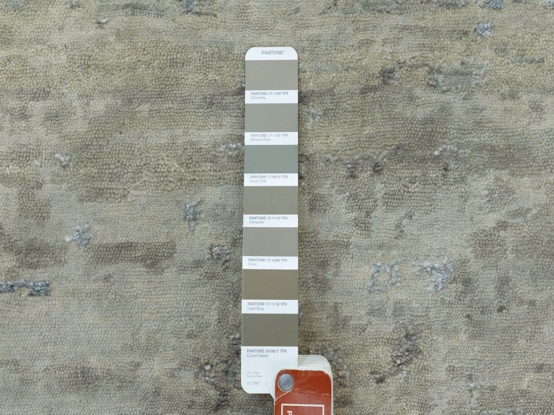 9'10" x 9'11" New Hand Knotted Beige Wool & Silk Square Oriental Rug - MOA10258501