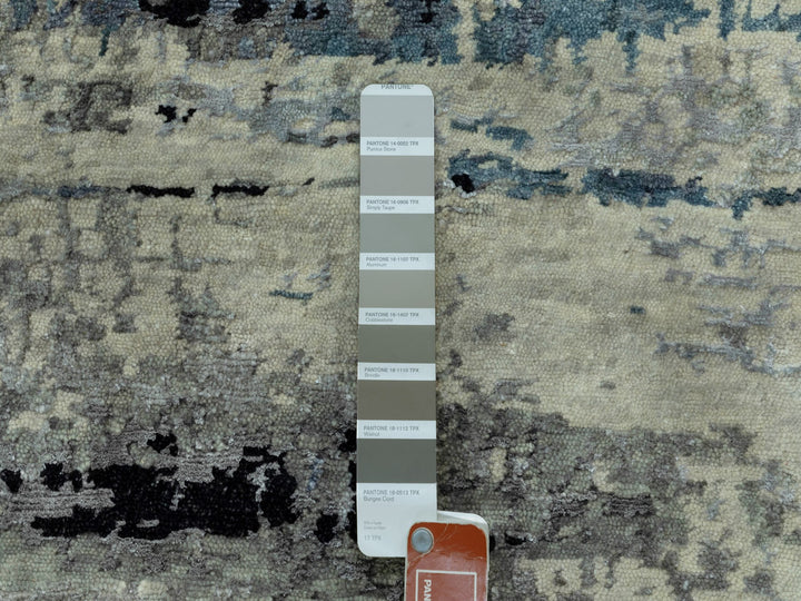 2'0" x 2'10" New Hand Knotted Grey Wool & Silk Rectangle Oriental Rug - MOA10258504