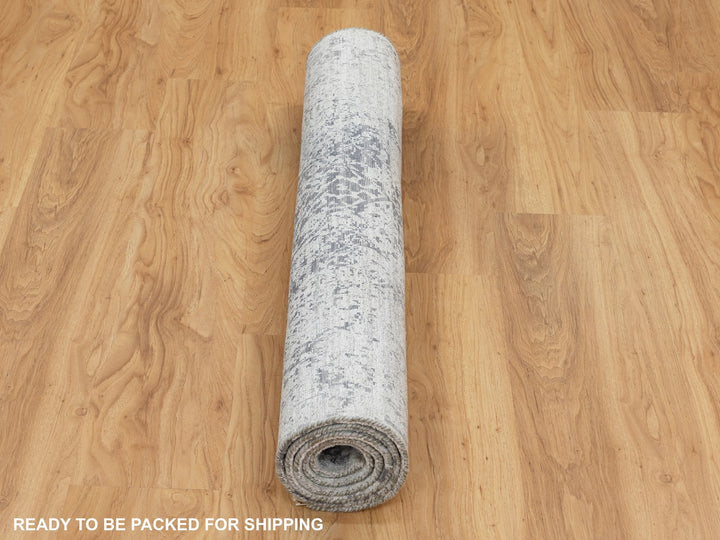 4'1" x 6'0" New Hand Knotted Grey Wool & Pure Silk Rectangle Oriental Rug - MOA10258553