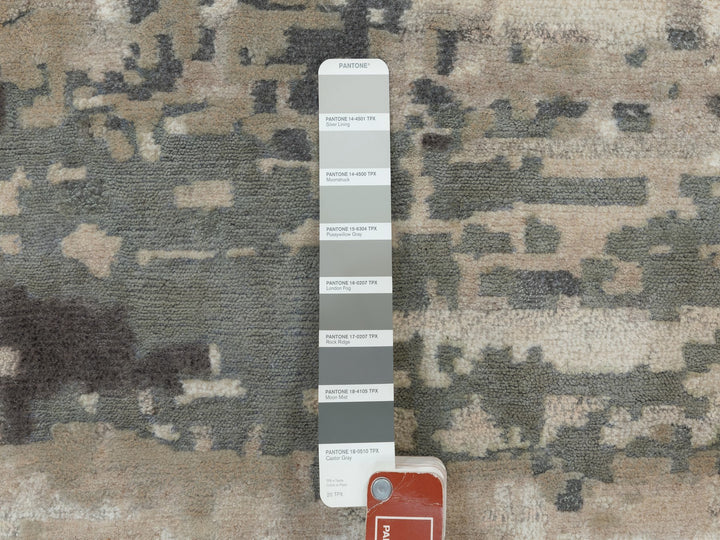 2'8" x 10'3" New Hand Knotted Grey Wool & Silk Runner Oriental Rug - MOA10258566