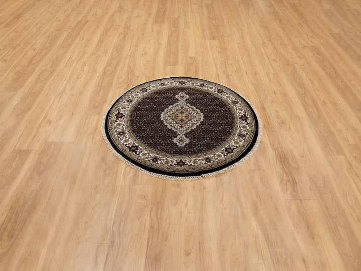 4'0" x 4'1" New Hand Knotted Black Wool Round Oriental Rug - MOA10258685