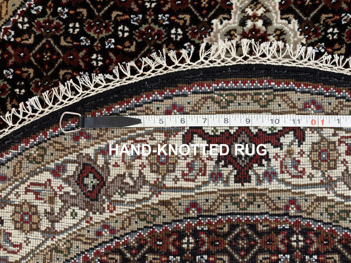 4'0" x 4'1" New Hand Knotted Black Wool Round Oriental Rug - MOA10258685