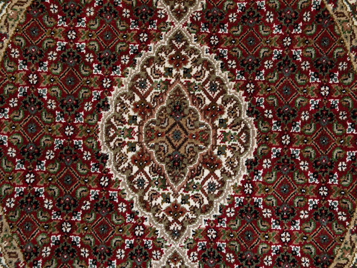 3'4" x 3'4" New Hand Knotted Red Wool Round Oriental Rug - MOA10258742