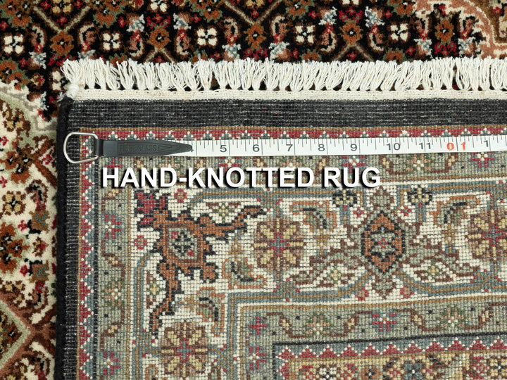 4'0" x 6'0" New Hand Knotted Black Wool Rectangle Oriental Rug - MOA10258770