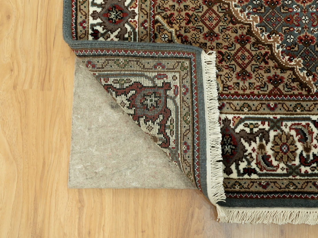 4'1" x 6'0" New Hand Knotted Grey Wool Rectangle Oriental Rug - MOA10258806