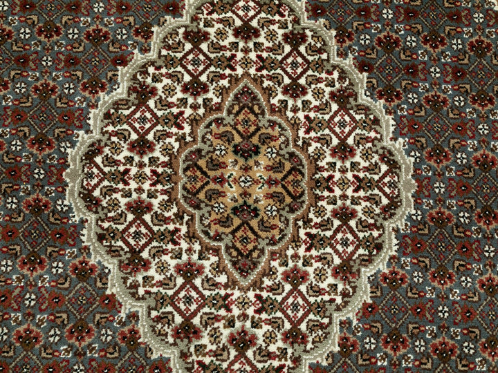 4'1" x 6'0" New Hand Knotted Grey Wool Rectangle Oriental Rug - MOA10258806