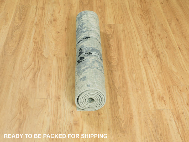 2'8" x 7'10" New Hand Knotted Grey Wool & Silk Runner Oriental Rug - MOA10258877