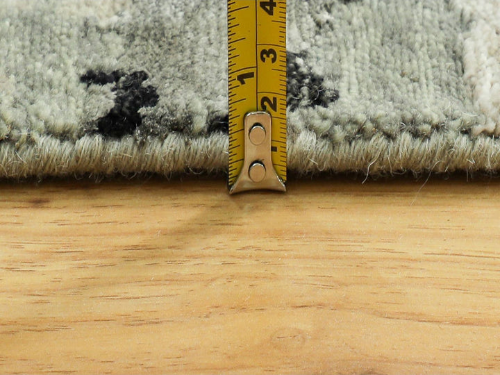 4'0" x 6'0" New Hand Knotted Beige Wool & Silk Rectangle Oriental Rug - MOA10258878