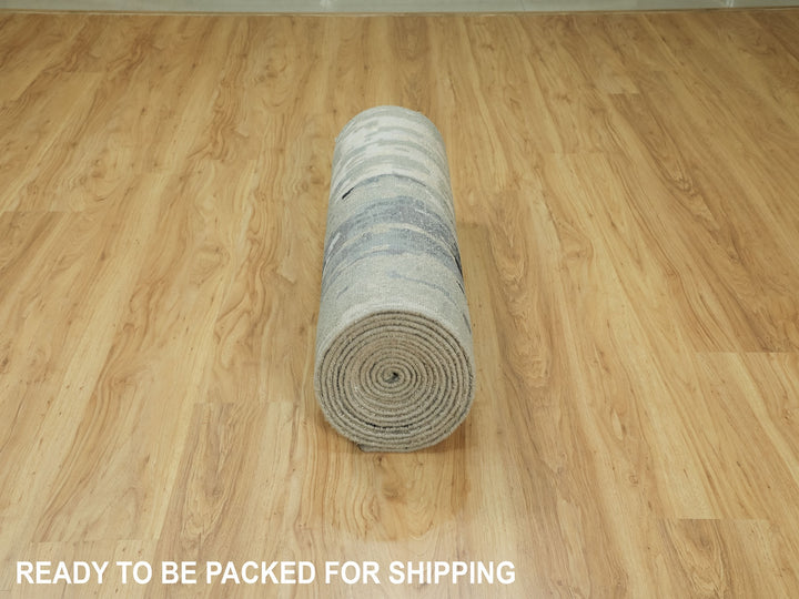 2'8" x 19'10" New Hand Knotted Grey Wool & Silk Runner Oriental Rug - MOA10258890