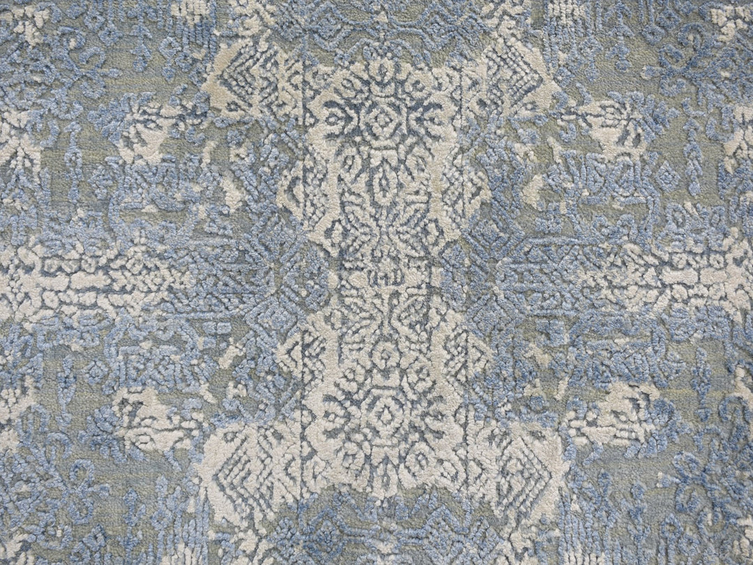 8'1" x 8'1" New Hand Knotted Blue Wool & Pure Silk Round Oriental Rug - MOA10259000