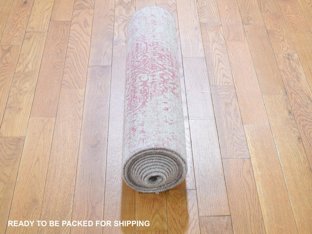 2'8" x 11'10" New Hand Knotted Pink Wool & Silk Runner Oriental Rug - MOA10259204