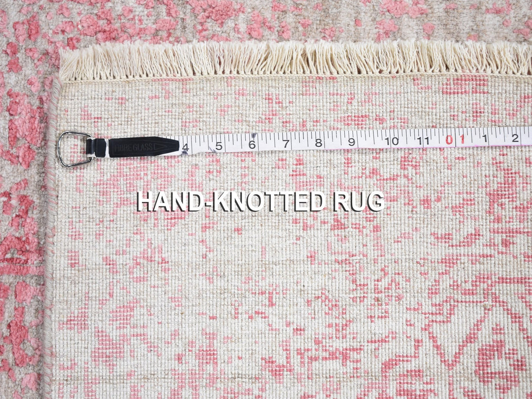 2'8" x 11'10" New Hand Knotted Pink Wool & Silk Runner Oriental Rug - MOA10259204