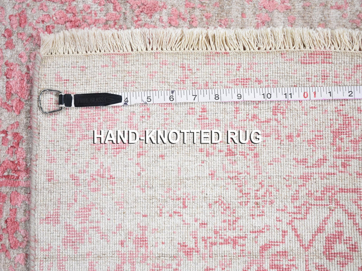 2'8" x 11'10" New Hand Knotted Pink Wool & Silk Runner Oriental Rug - MOA10259204