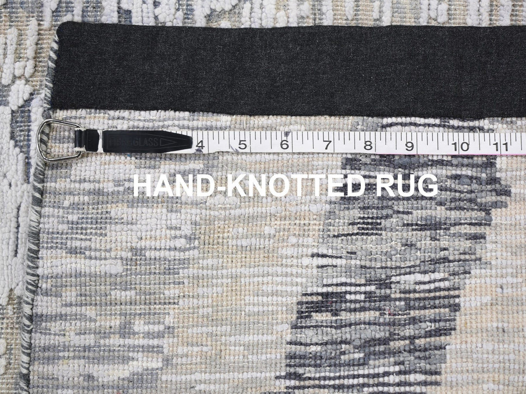 2'0" x 3'1" New Hand Knotted Ivory Wool & Silk Rectangle Oriental Rug - MOA10259278