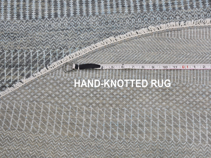 6'0" x 6'0" New Hand Knotted Grey Wool & Silk Round Oriental Rug - MOA10259333