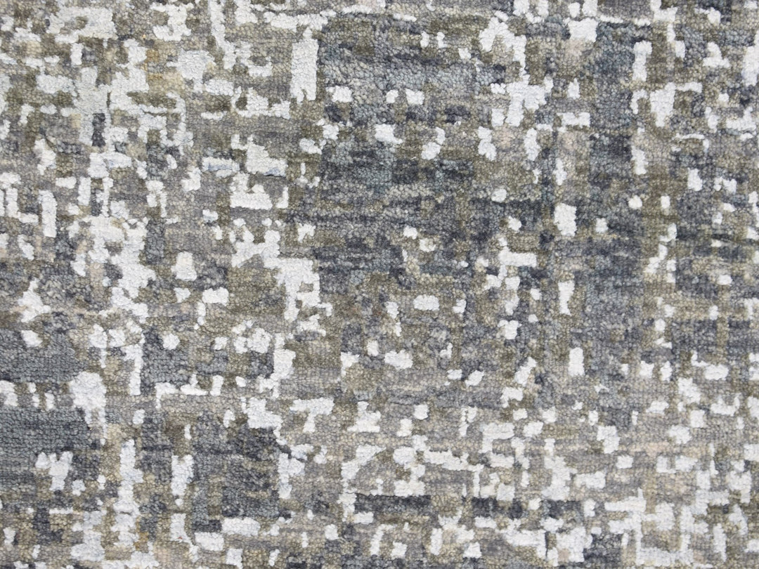 2'5" x 12'1" New Hand Knotted Ivory Wool & Silk Runner Oriental Rug - MOA10259354