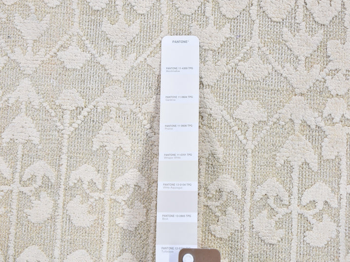 2'0" x 3'4" New Hand Knotted Ivory Wool & Silk Rectangle Oriental Rug - MOA10259537