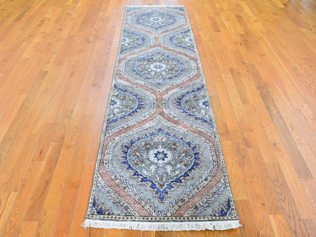 2'6" x 10'0" New Hand Knotted Grey Wool & Silk Runner Oriental Rug - MOA10259570