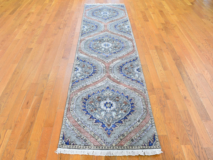 2'6" x 10'0" New Hand Knotted Grey Wool & Silk Runner Oriental Rug - MOA10259570