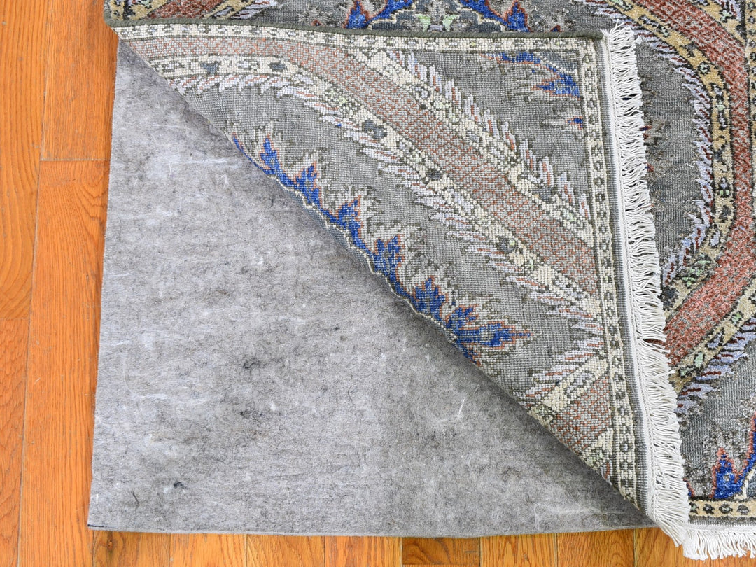 2'6" x 10'0" New Hand Knotted Grey Wool & Silk Runner Oriental Rug - MOA10259570