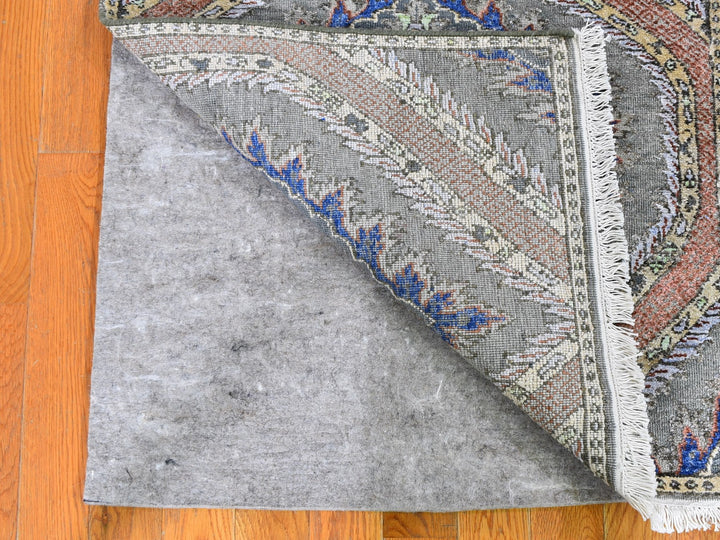 2'6" x 10'0" New Hand Knotted Grey Wool & Silk Runner Oriental Rug - MOA10259570