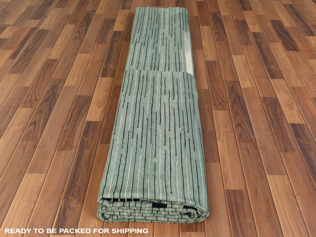12'6" x 15'0" New Hand Woven Green Wool Rectangle Oriental Rug - MOA10260034