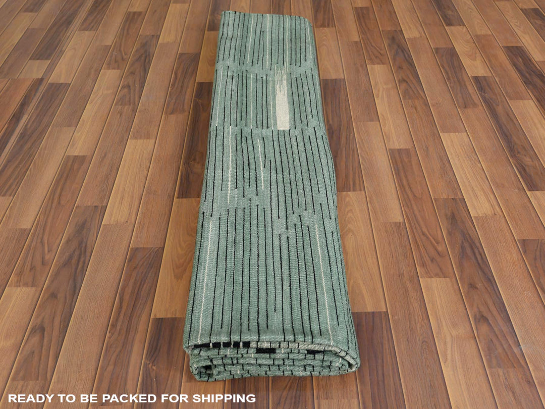 10'2" x 14'0" New Hand Woven Green Wool Rectangle Oriental Rug - MOA10260035