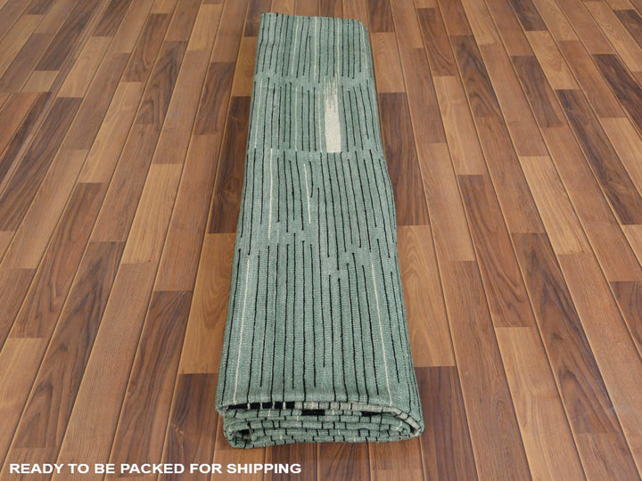 10'2" x 14'0" New Hand Woven Green Wool Rectangle Oriental Rug - MOA10260035