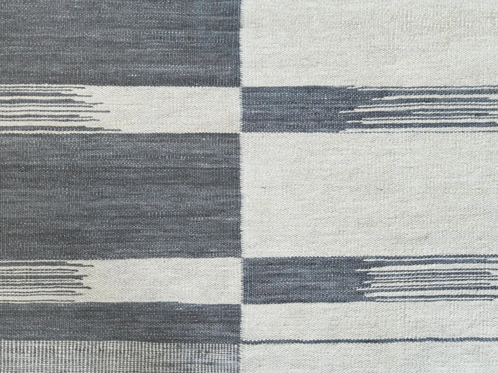 8'5" x 10'1" New Hand Woven Grey Wool Rectangle Oriental Rug - MOA10260120