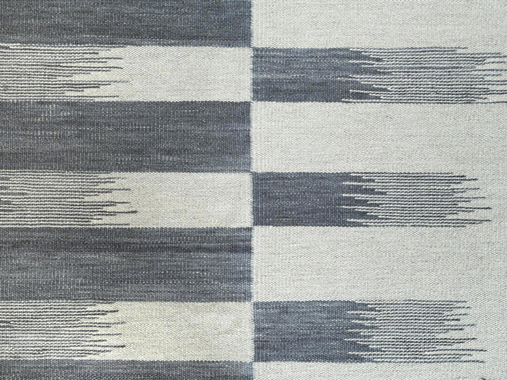 8'2" x 9'10" New Hand Woven Grey Wool Rectangle Oriental Rug - MOA10260121