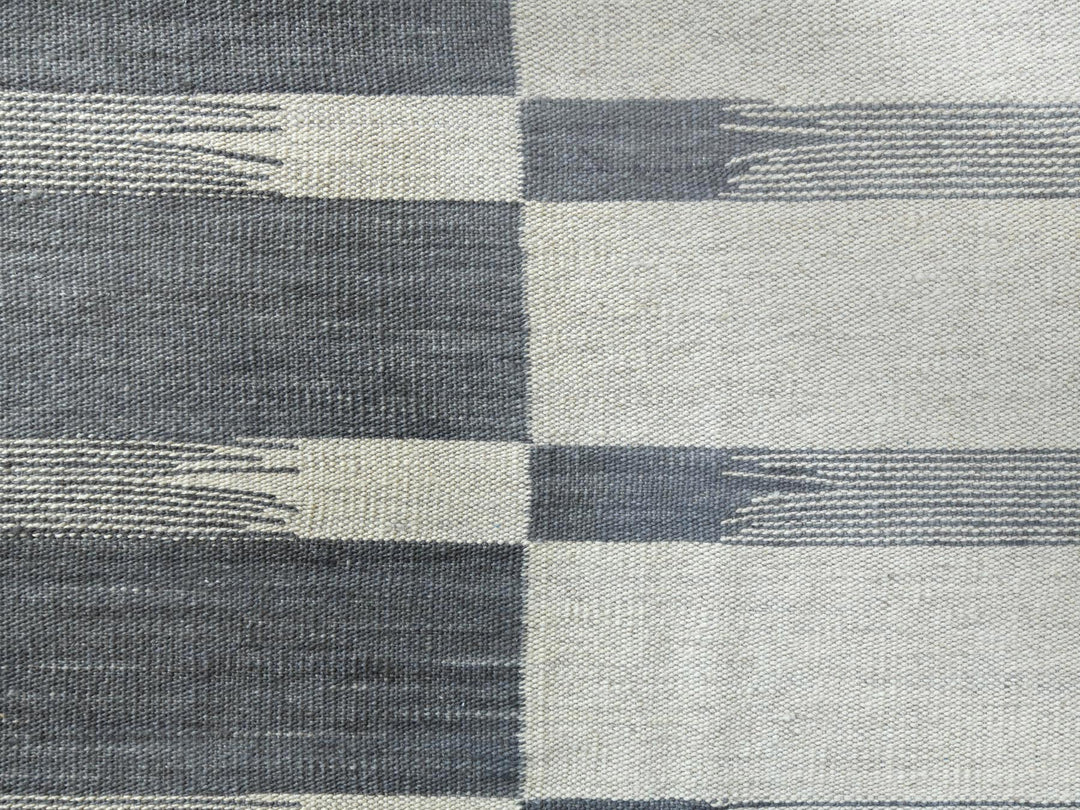 6'5" x 9'0" New Hand Woven Grey Wool Rectangle Oriental Rug - MOA10260123