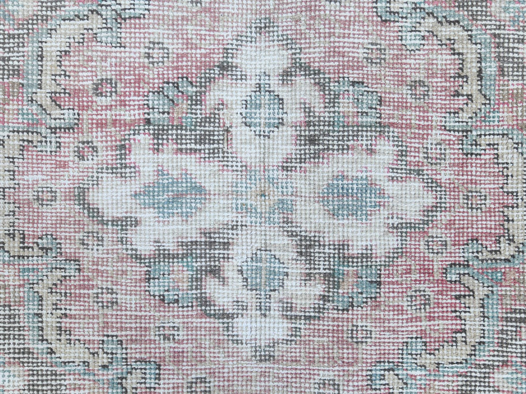 6'8" x 9'8" Vintage Hand Knotted Red Worn Wool Rectangle Oriental Rug - MOA10260183