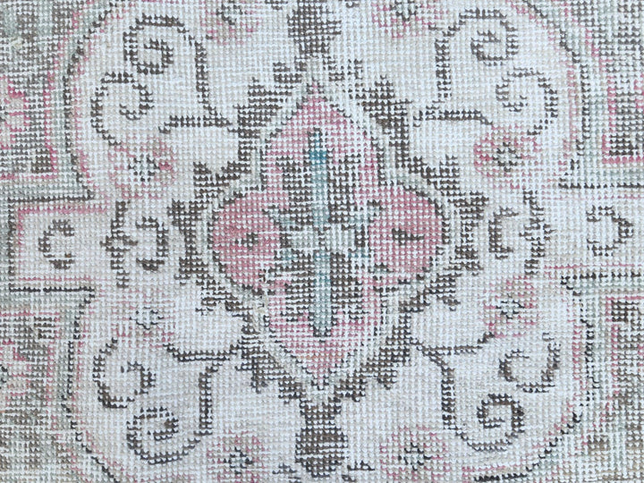 6'4" x 9'6" Vintage Hand Knotted Red Worn Wool Rectangle Oriental Rug - MOA10260187